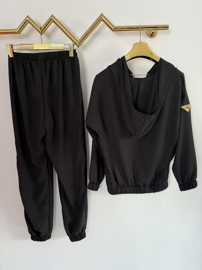 Dres Lola Bianka komplet elegancki czarny - obrazek 5